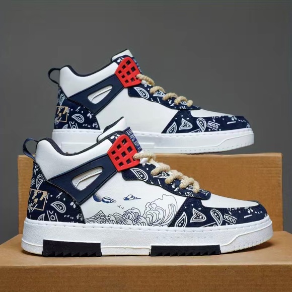 Men’s white and blue fashion sneakers, size 8.5 - Picture 2 of 9